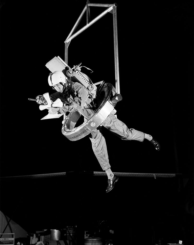 Illustration for article titled Awesome Photos of NASA Equipment Tests